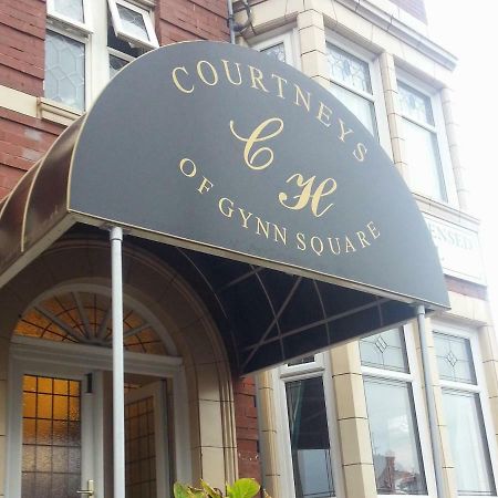 Courtneys Of Gynn Square Bed and Breakfast Μπλάκπουλ Εξωτερικό φωτογραφία